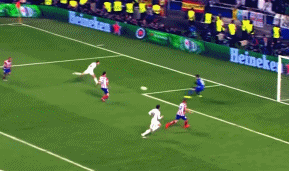 扎金花技巧：学会“不看牌加注”的三个先决条件。（扎金花攻略：做到不看牌加注的三个必要条件）