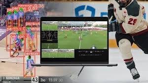 为什么本垒板后方的背景色调必须严格遵守大联盟的色彩科学标准