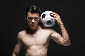 中国篮球之队社媒分享视频：致敬所有体育路上的点灯人